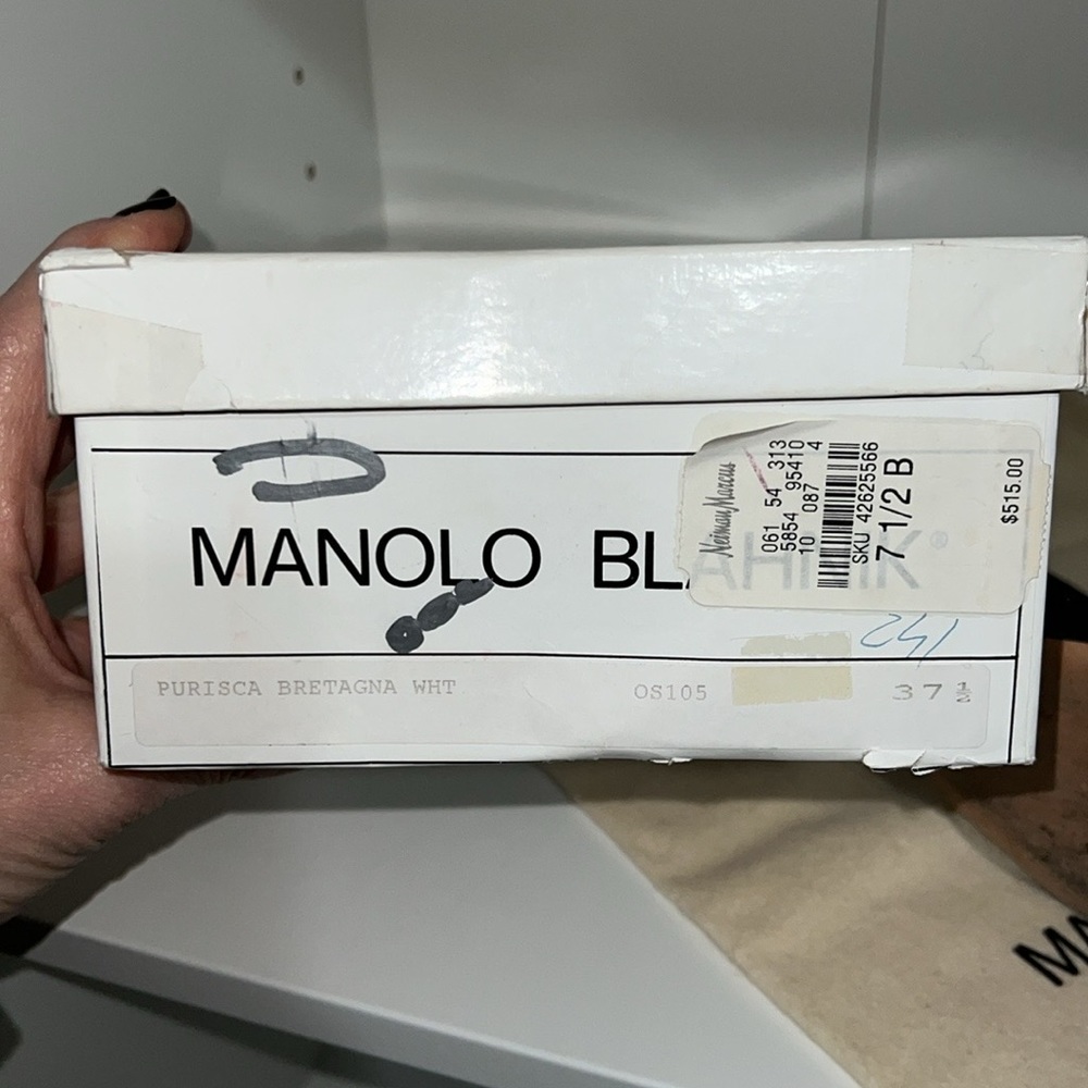 MANOLO BLAHNIK CHAIN STRAP HEELS - Picture 9 of 9